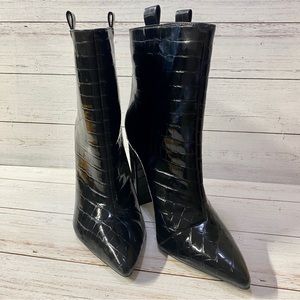New Crocodile Pointed Booties with Block Heel | US 10